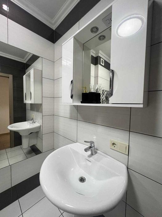 Новый! Cовременный 3х комнатный ЛЮКС в центре !