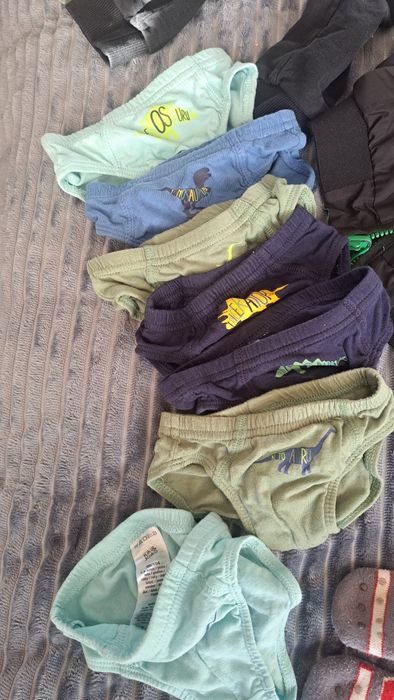 Zestaw ubrań dla chlopca 98 kurtka Reserved