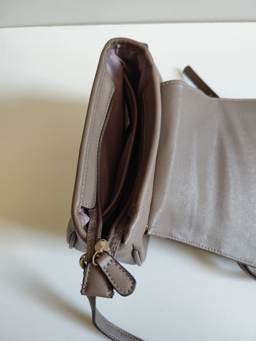 Torebka L. Credi,mała, beżowa