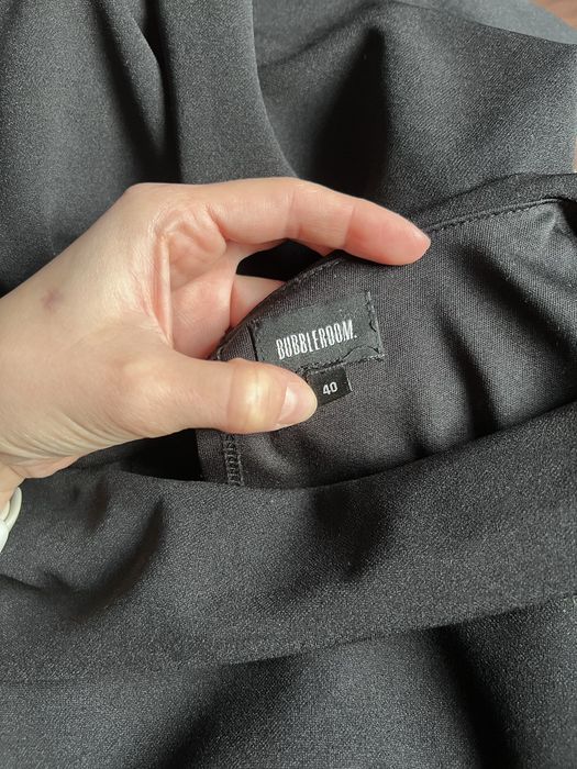 40(L) czarna sukienka Bubbleroom