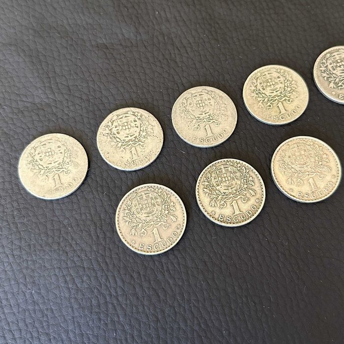 Lote 12 Moedas - 1 Escudos (1928 a 1968)