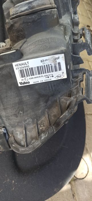 Фари Рено меґан 2 дорест