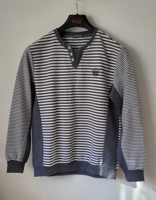 Męski sweter w paski