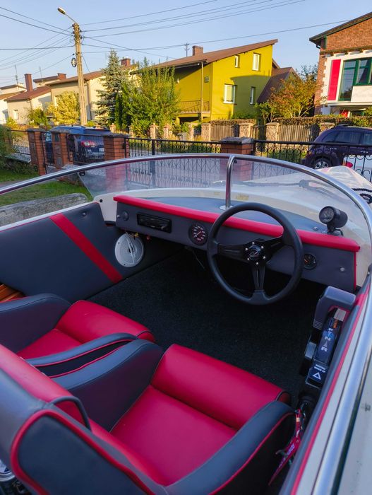 Łódź motorowa Driver 440 20HP 4T z przyczepką