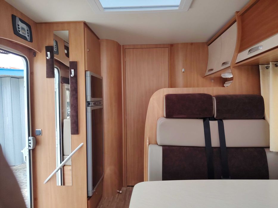 Benimar mileo 290 (cama central)