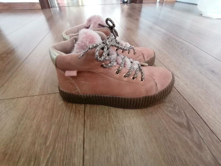 Buty przejsciowe, Reserved, rozmiar 32