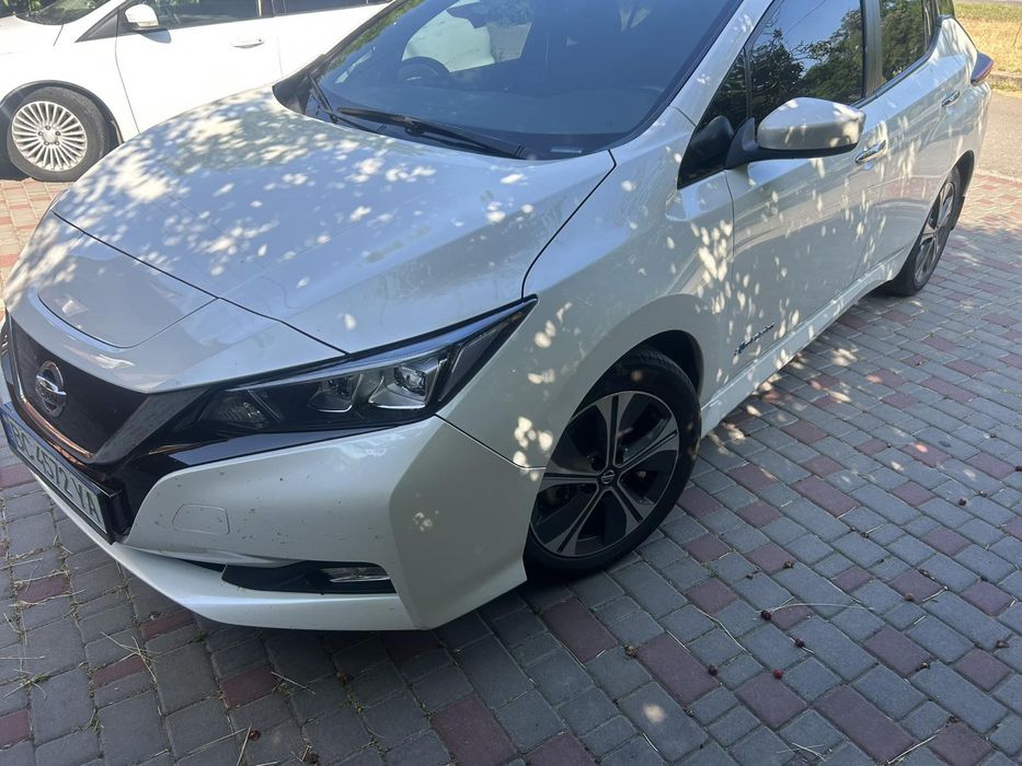 Аренда авто сдам Лексус ст200, Лачетти приус от 2х дней