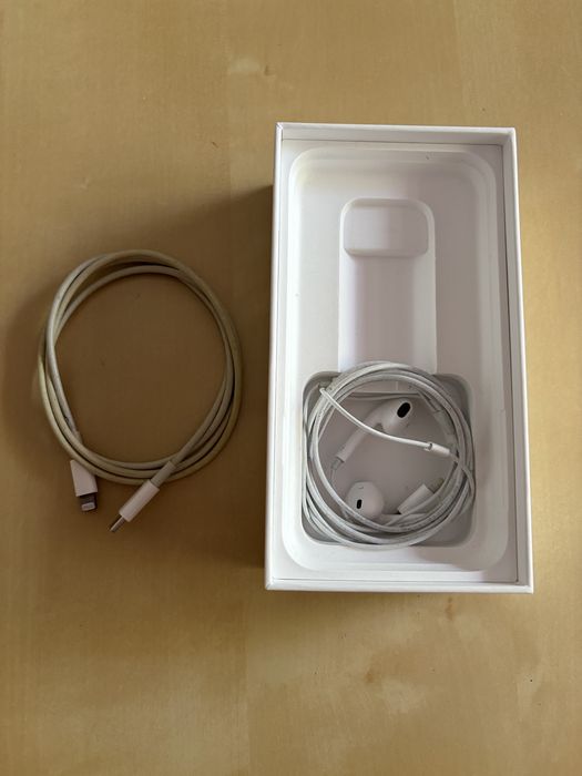 iPhone XR 64GB | Caixa original + acessórios