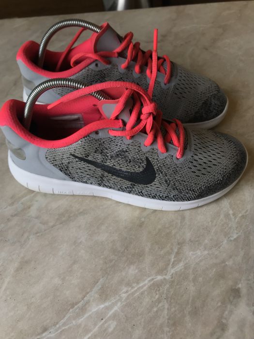 Кросівки Nike 38 розмір