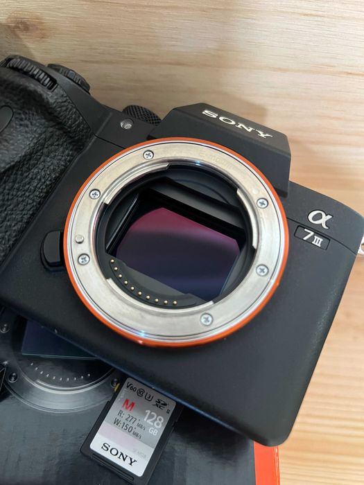 Sony ILCE-7M3 - Sony Alpha 7 III + acessórios adicionais