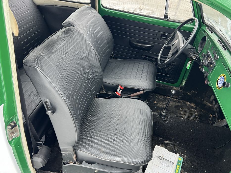 VW Garbus 1300 Sumatra Green 1973