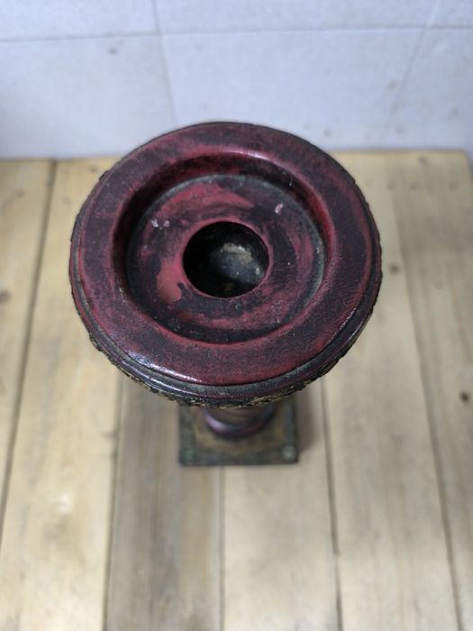 Coluna madeira / Suporte