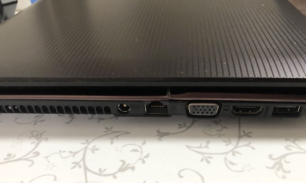 Asus x53s intel i5+SSD 480 ГБ+8 ГБ ОЗУ+nVidia 540m (1ГБ)