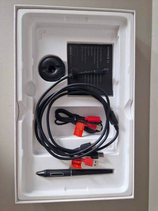 Huion Kamvas 13 tablet graficzny
