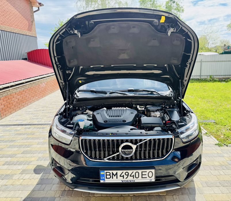 Volvo XC40 1.5PHEV AWD R-Design 2022рік Official