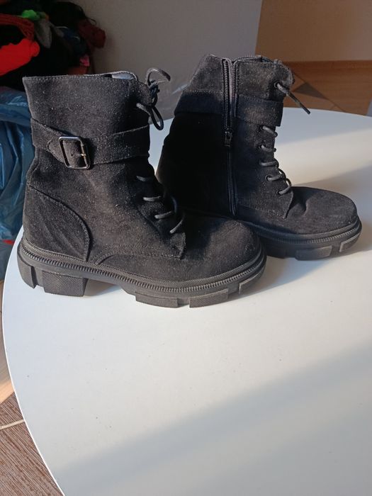 Buty zimowe kozaki trapery 39