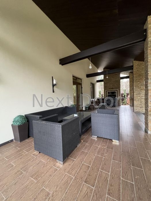 Здам будинок на дамбі київського моря