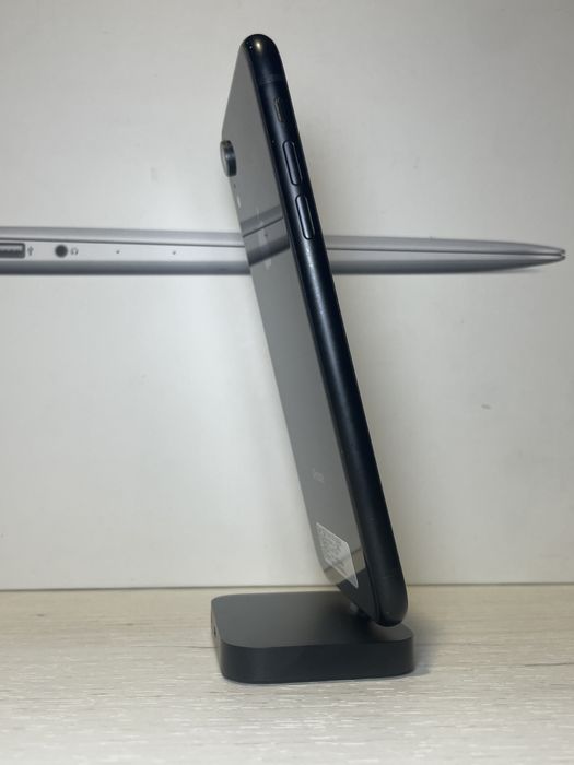 Чудовий IPhone XR 64GB 84% Neverlock