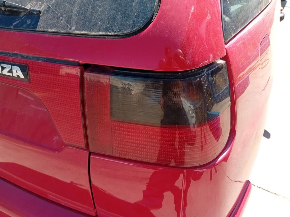 Farolim direito SEAT Ibiza II (6K1)