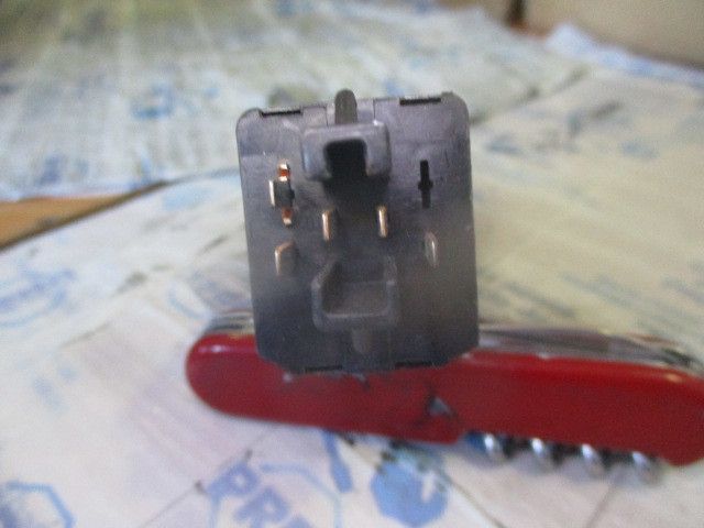 Botão / interruptor aquecimento de bancos SAAB 9-5 Sedan (YS3E)