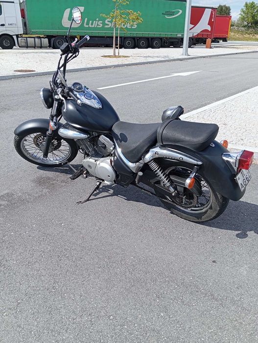 Mota 125cc Suzuki intruder lc