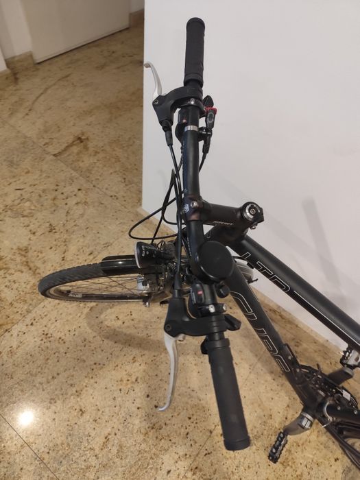 Rower 28 Cube aluminium ultralekki dla wysokiego