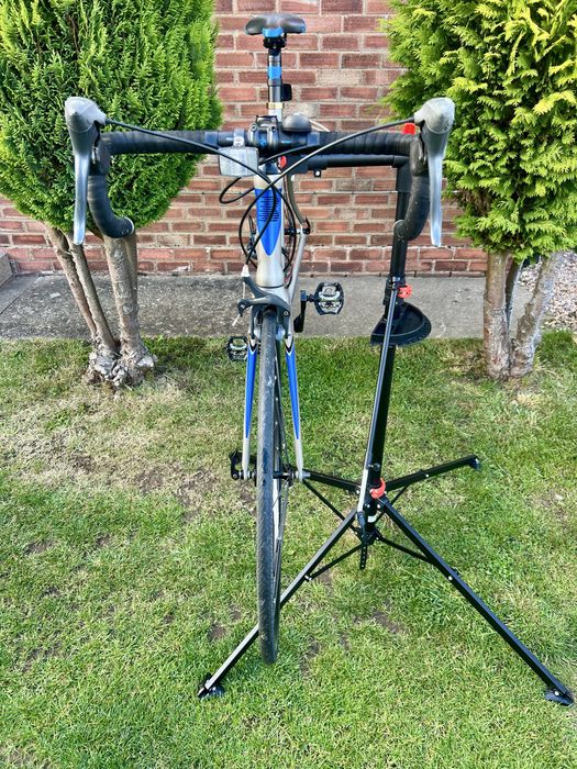 Rower szosowy Boardman Sport X7  jak nowy