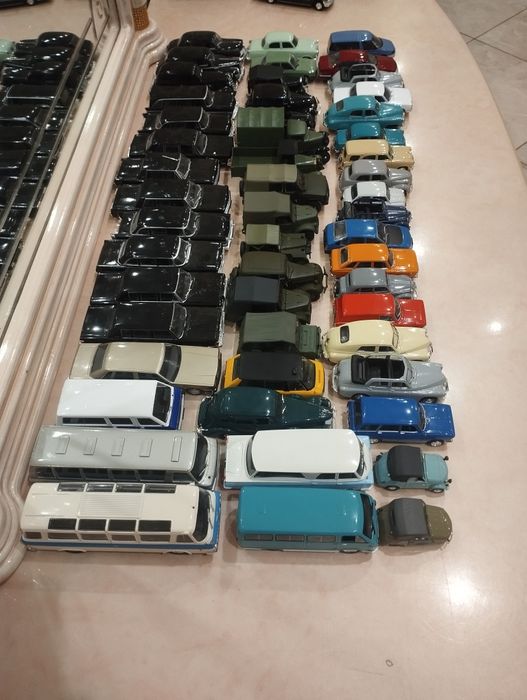 деагостини Авто легенды СССР  коллекционные модельки москвич ваз вол