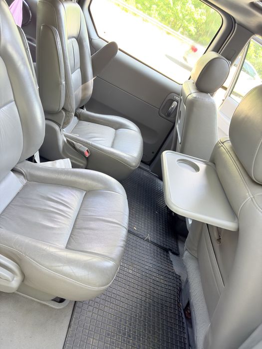 Kia Carnival 2003 • 2.9 дизель • автомат