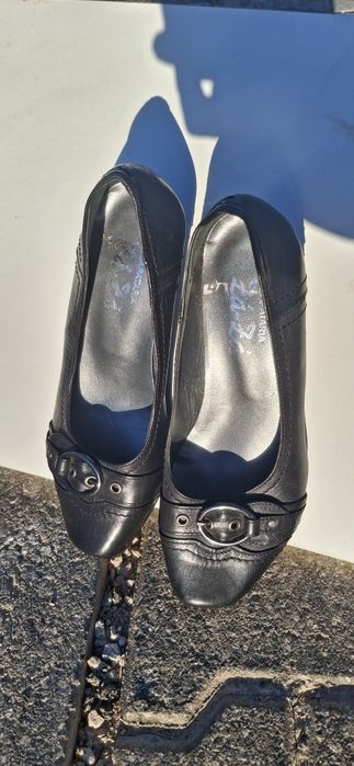 Sapatos de senhora N⁰35