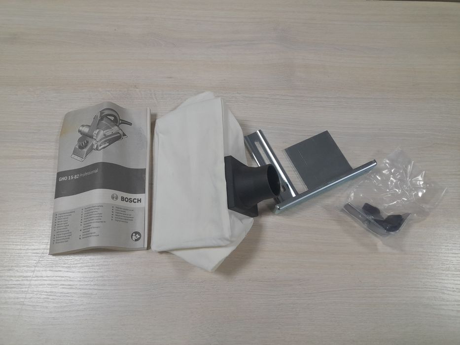 Рубанок Bosch 15 - 82.