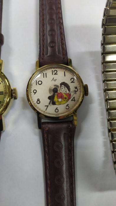 Zegarek złocony damski