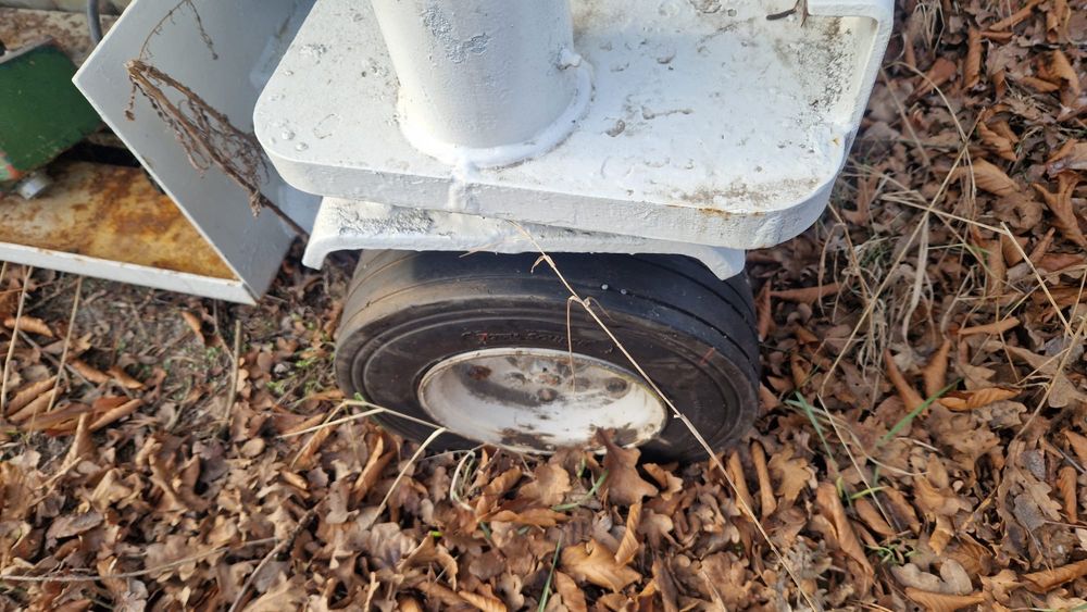 Podnosnik nożycowy JLG