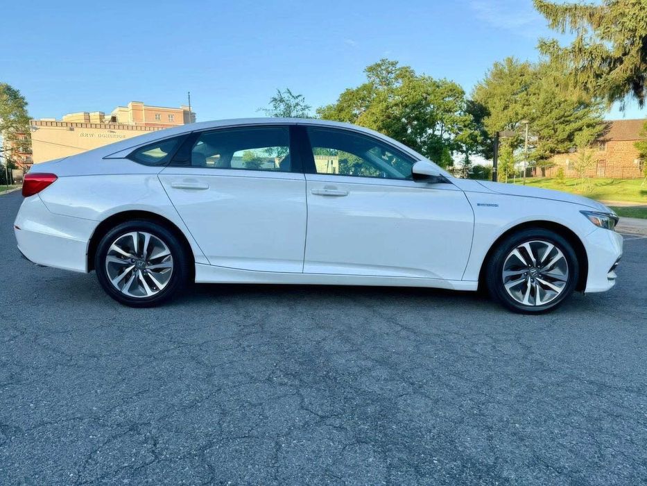 Honda Accord Hybrid      2019