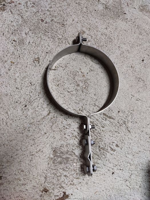 Uchwyt rynnowy do odgromu 125mm