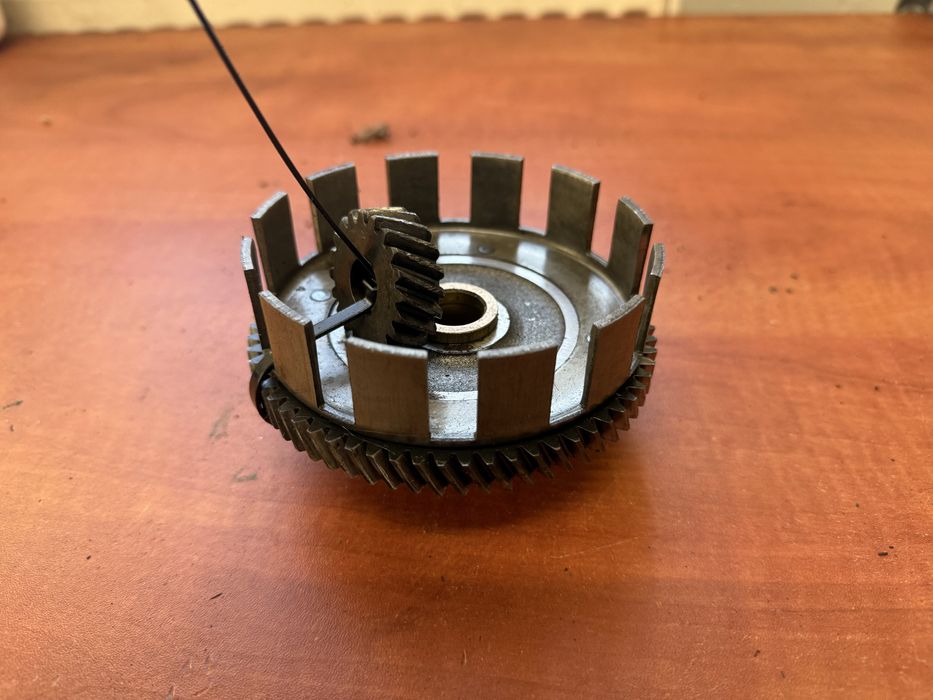 Kosz sprzęgłowy Simson S51 SR50 S53 Schwalbe KR51/2 org DDR wysyłka