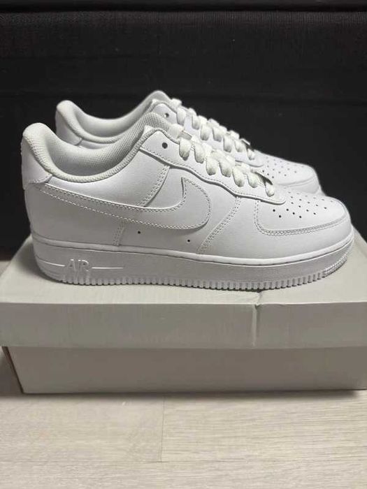 nowy z pudełkiem Nike_Air_Force_1_Low_07_White R.46