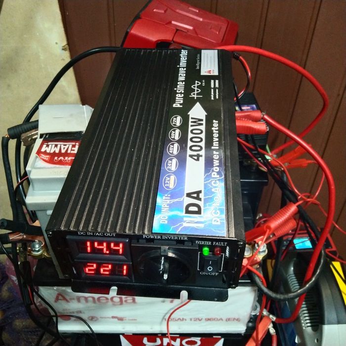 Лучшие  инверторы по разумной цене, 12х220в,чистый синус  в наличии