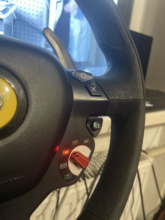 Игровой руль Thrustmaster T80 Ferrari