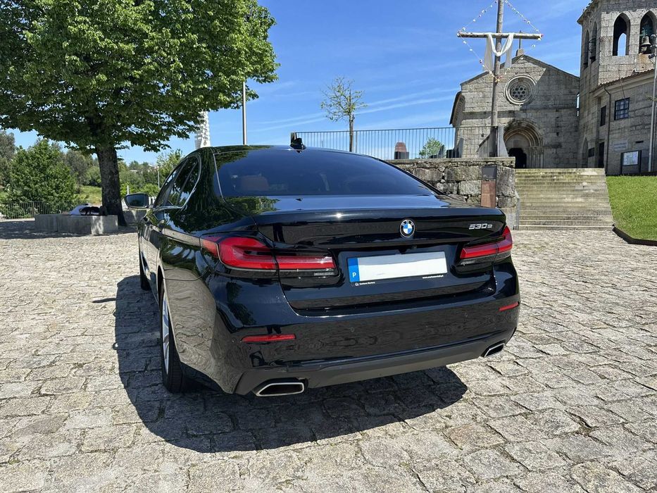 BMW 530e Line Luxury - Último Modelo