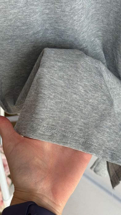 Szara bluzka z długim rękawem Miu rozmiar XS-S