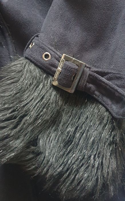 Kożuszek damski Armani