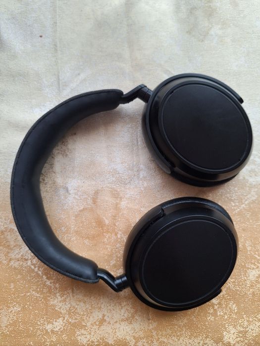 Навушники Sennheiser Momentum  4