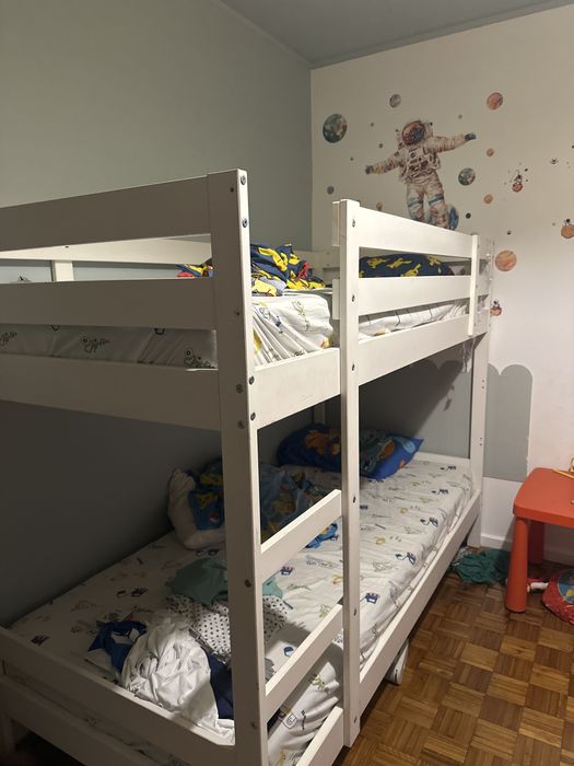 Cama beliche ikea