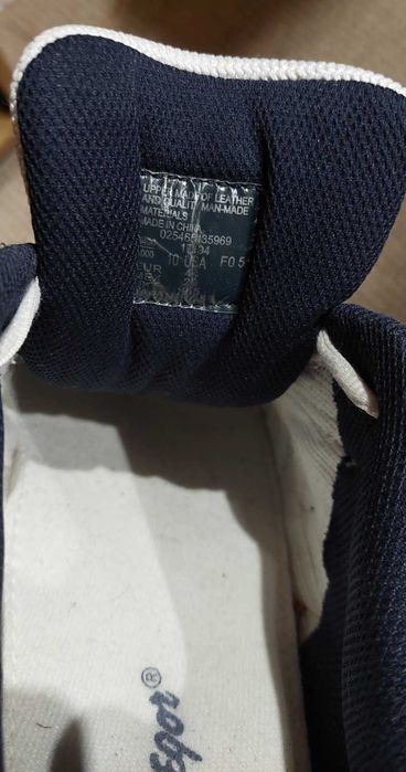Шкіряні кросівки K-SWISS 44 р. в ідеальному стані.