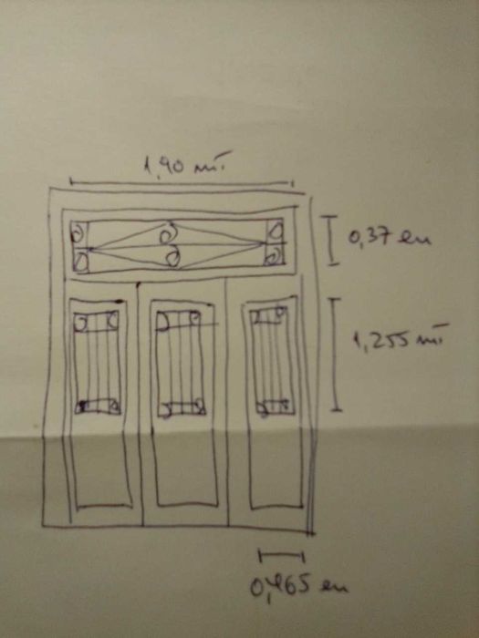 Grades de Portada antigas, em Ferro Forjado