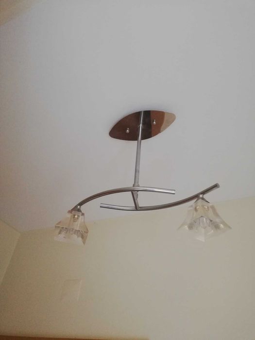 Lustre de entrada
