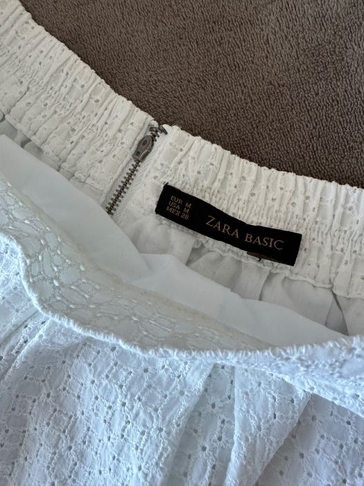 Літня спідниця Zara розмір М біла прошва
