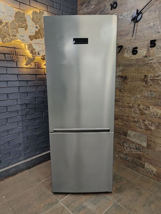 Двокамерний холодильник Beko. Техніка з Європи. No Frost