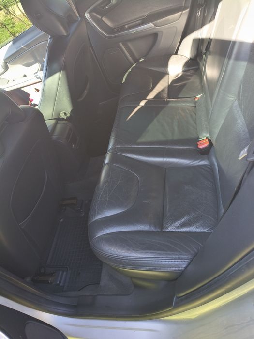 Volvo     V   60
